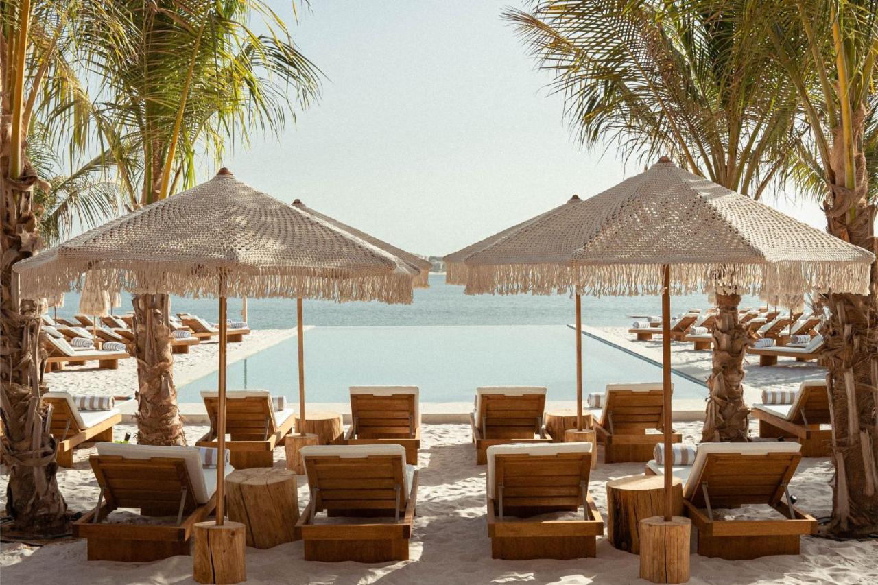 Hotel The St. Regis Dubai, The Palm Esterno foto The beach at the hotel