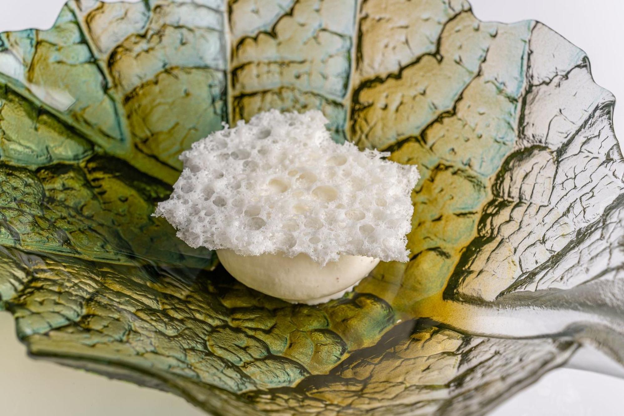 Hotel The St. Regis Dubai, The Palm Esterno foto A bowl of white sugar