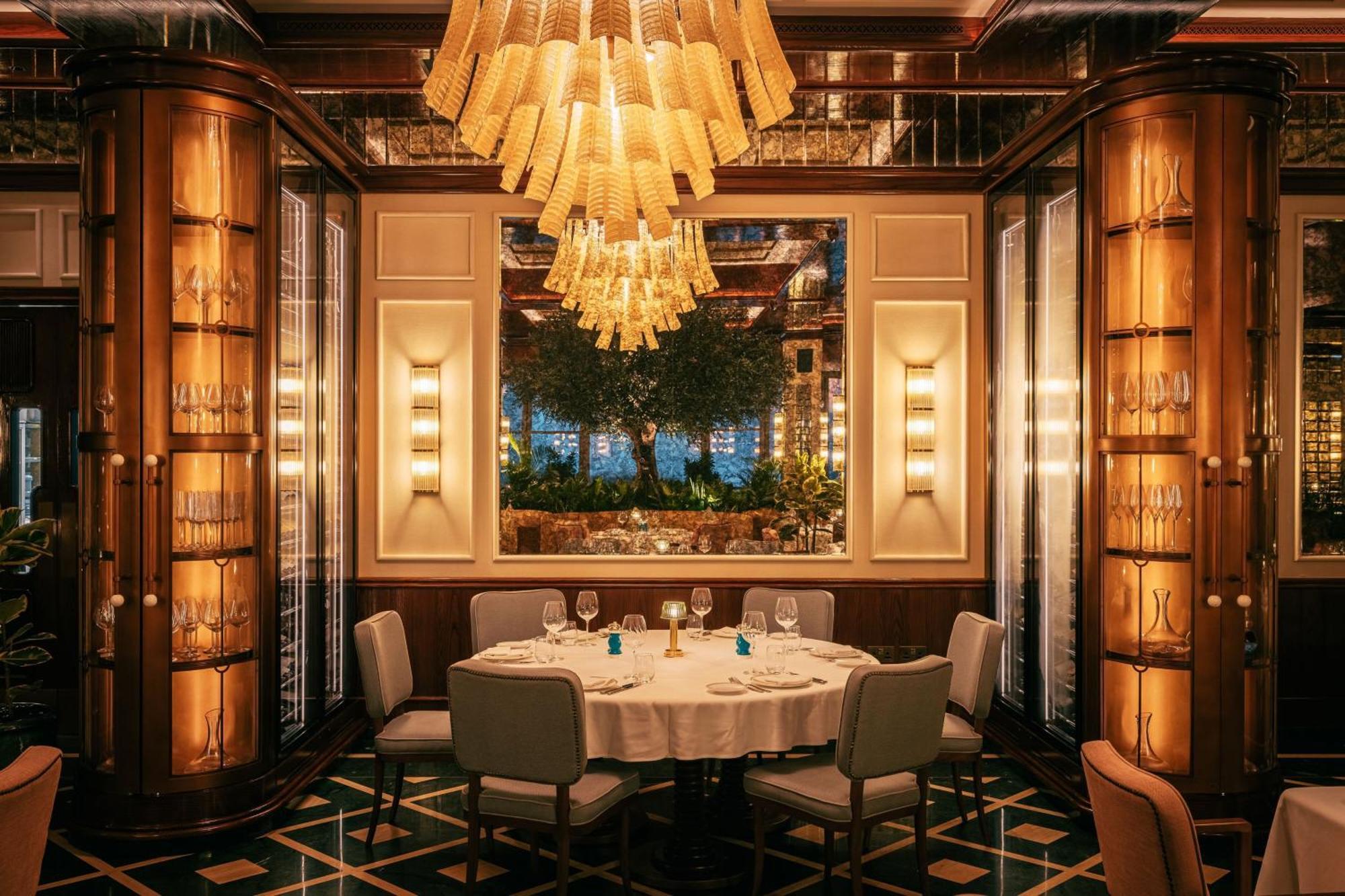 Hotel The St. Regis Dubai, The Palm Esterno foto The interior of the restaurant